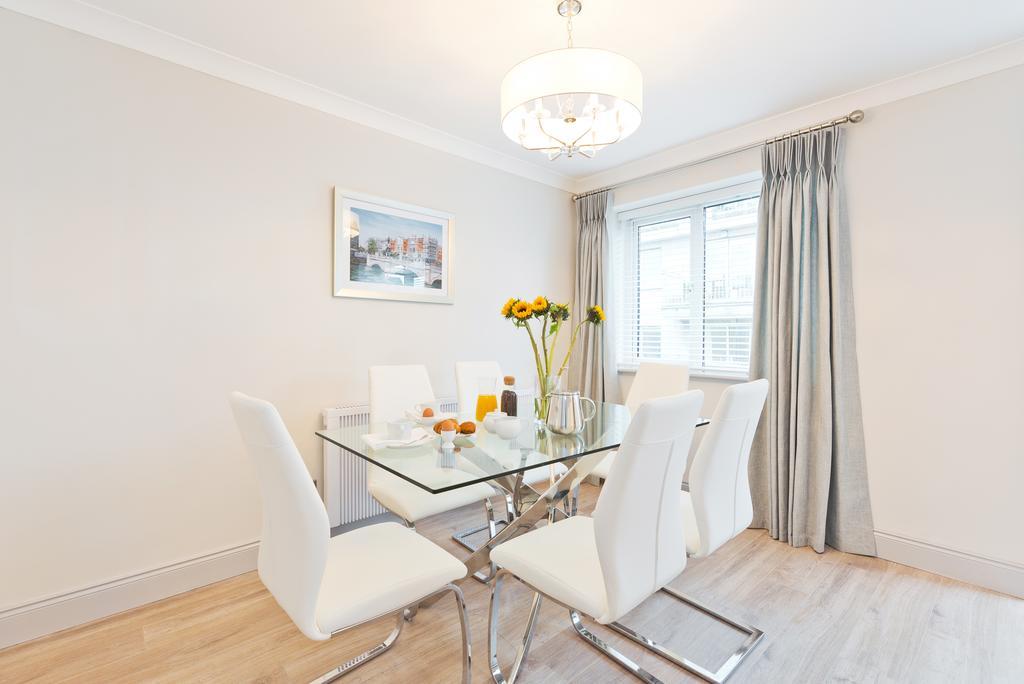 Exclusive City Centre Apartment Дъблин Екстериор снимка