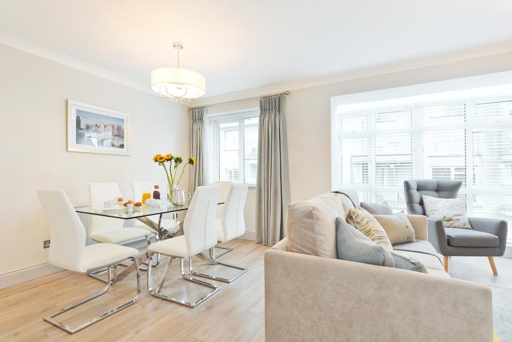 Exclusive City Centre Apartment Дъблин Екстериор снимка